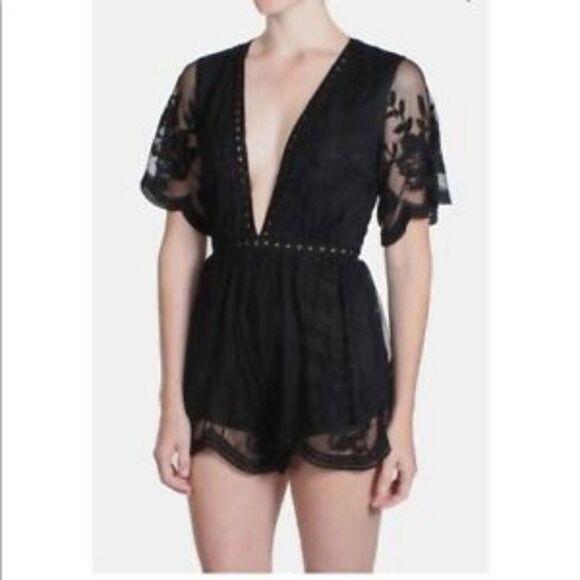 Promesa, Black Lace Romper - Picture 1 of 6